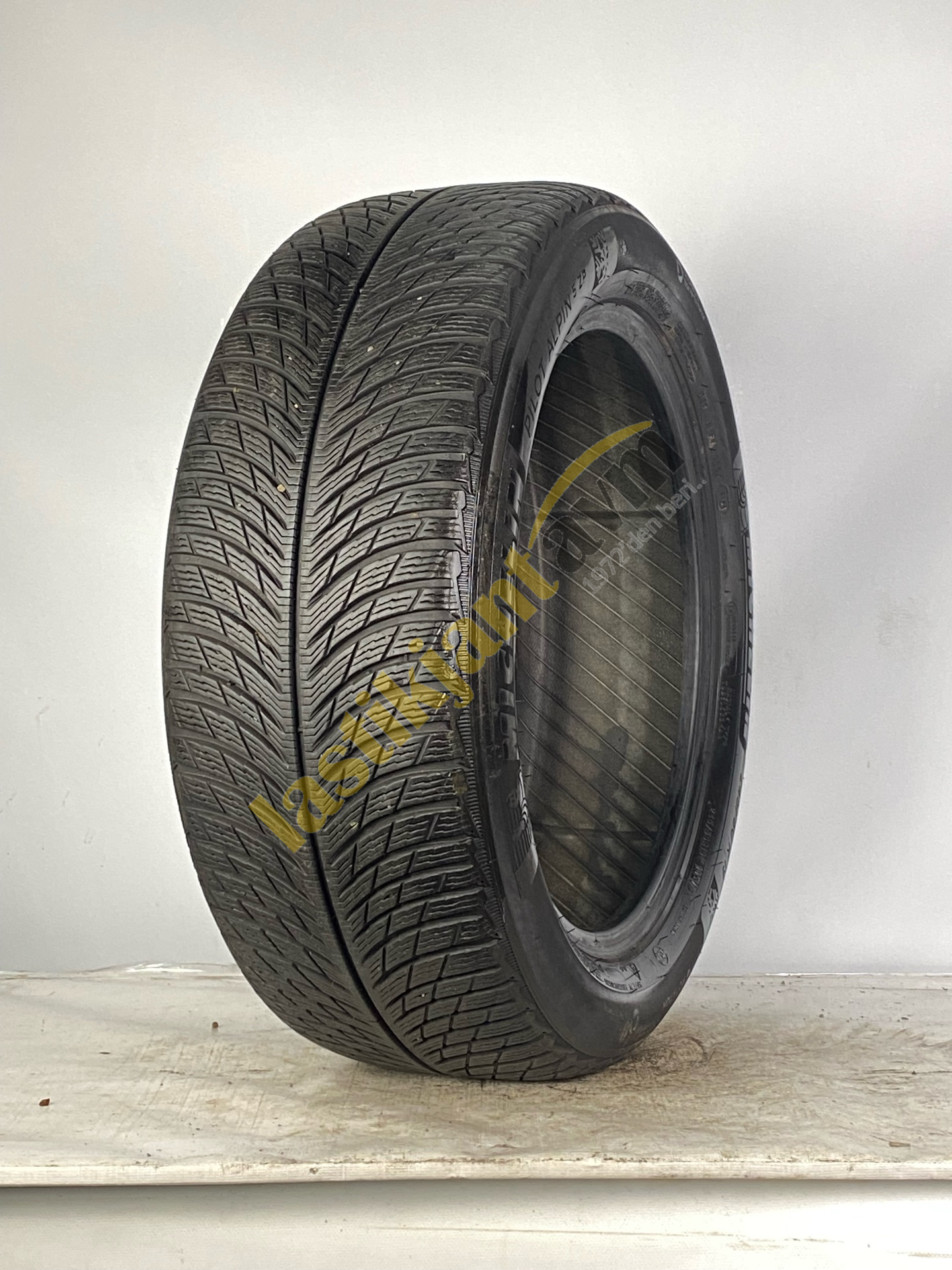 Michelin 245/50R19 105V 6 mm Pilotalpin5 2.El Kış Lastiği (2021) RFT