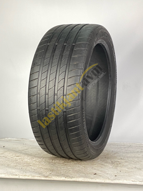 Bridgestone 255/40R20 101V PotenzaSport 4 mm 2.EL Yaz Lastiği (2023)