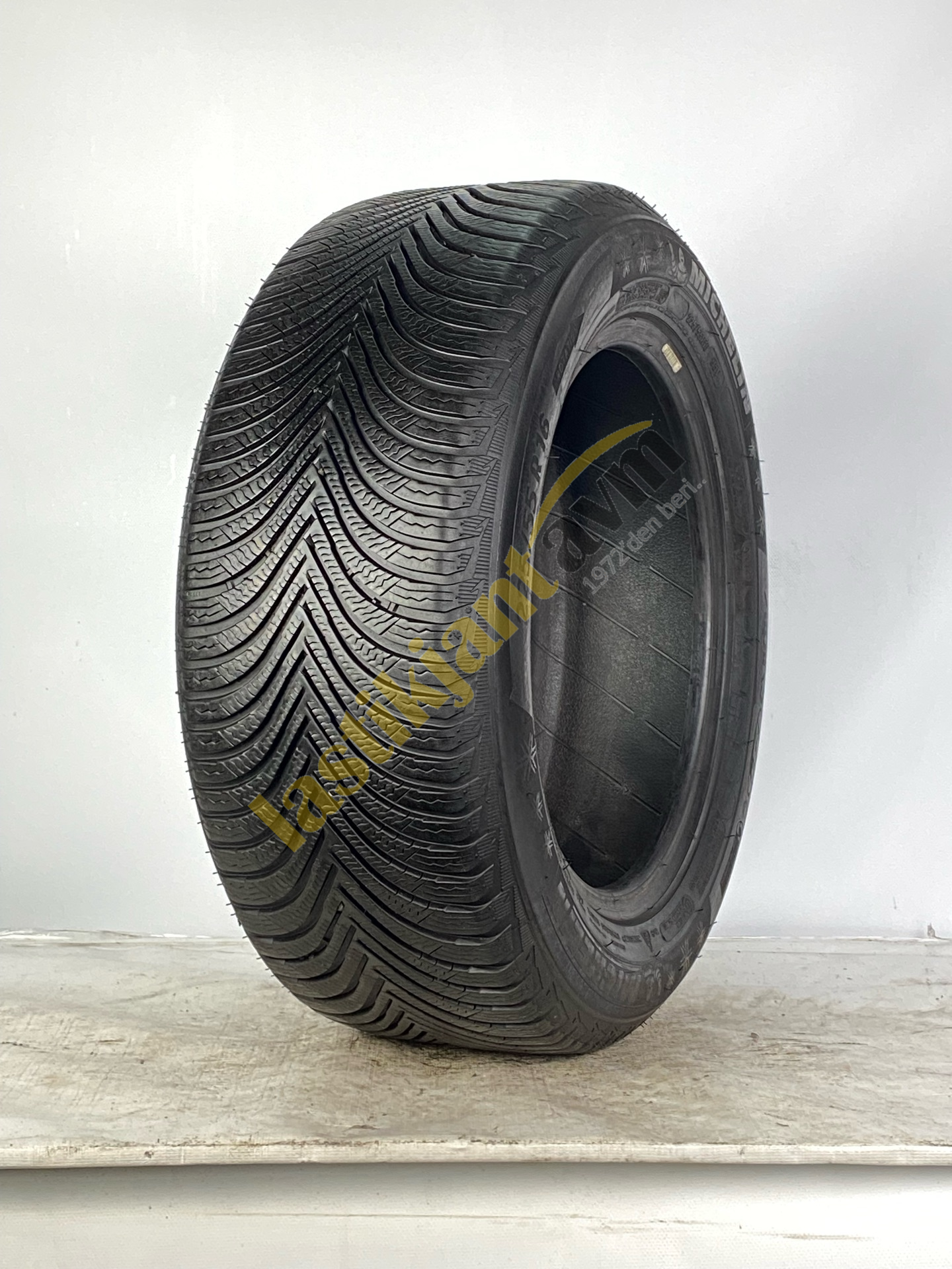 Michelin 225/55R16 95V 5 mm Alpin5 2.El Kış Lastiği (2021) RFT